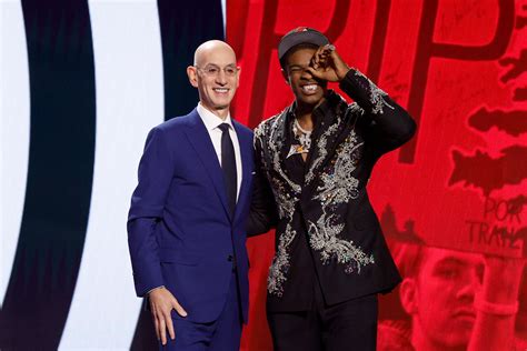 Blazers take Scoot Henderson with No. 3 pick in 2023 NBA draft.